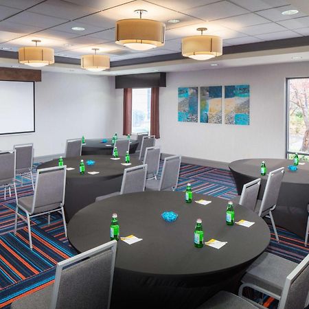 Hampton Inn By Hilton Garden City Long Island Exterior foto