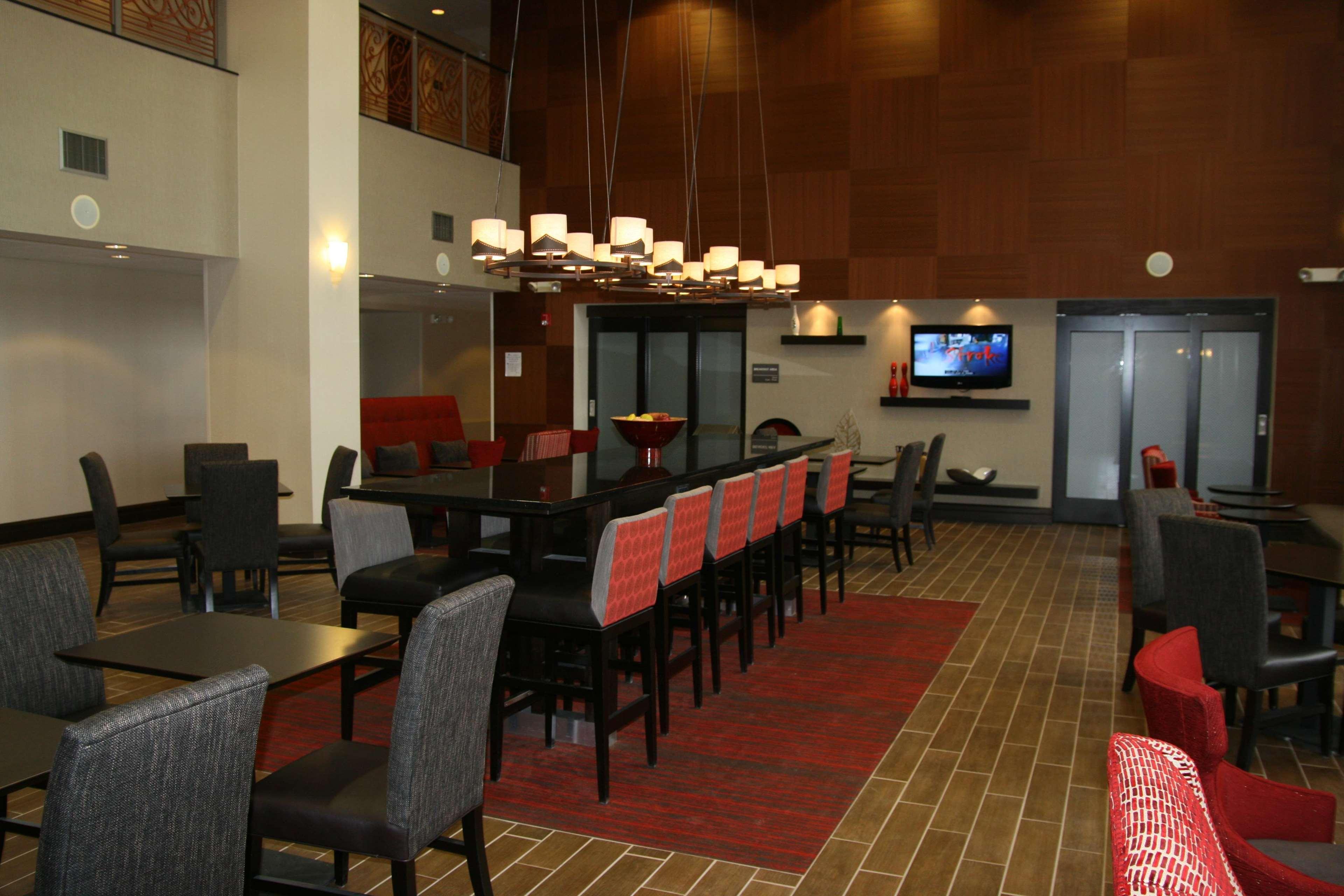 Hampton Inn By Hilton Garden City Long Island Exterior foto