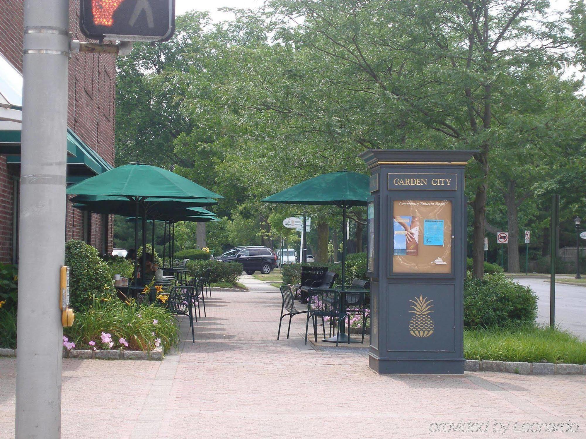 Hampton Inn By Hilton Garden City Long Island Restaurant foto