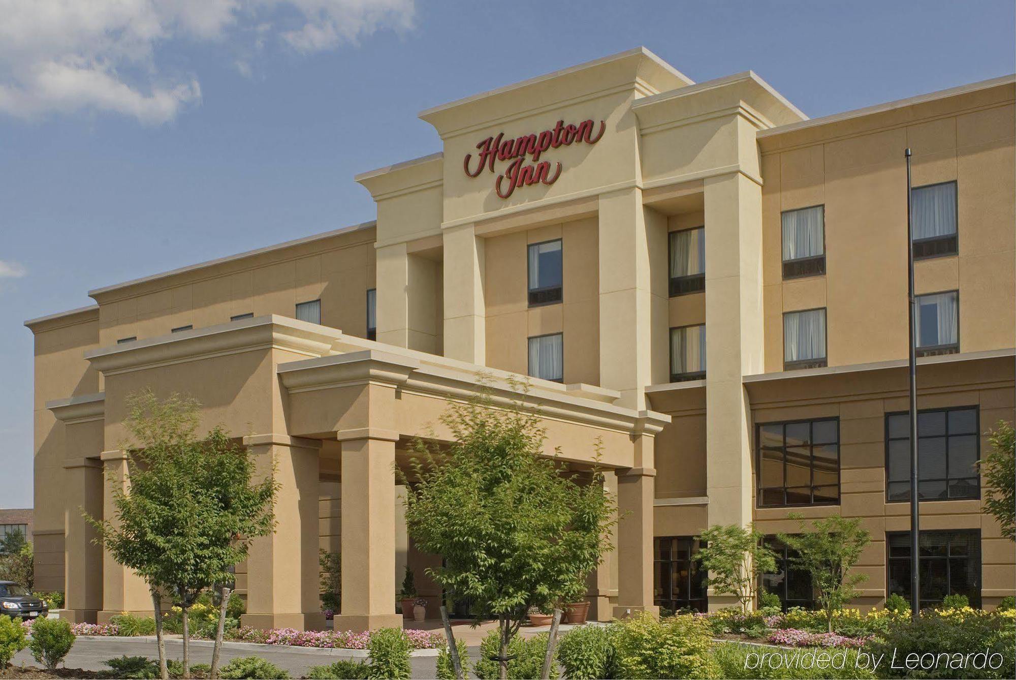 Hampton Inn By Hilton Garden City Long Island Exterior foto